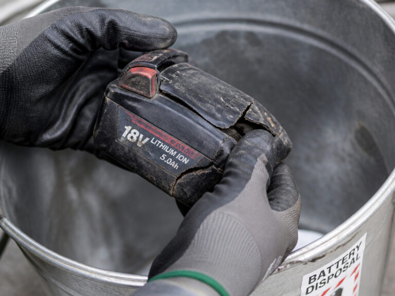 How to Dispose of Power Tool Batteries: The 5-Step Process