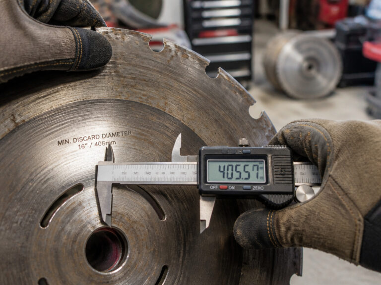 When to Replace a Power Saw Blade: The Bottom Line
