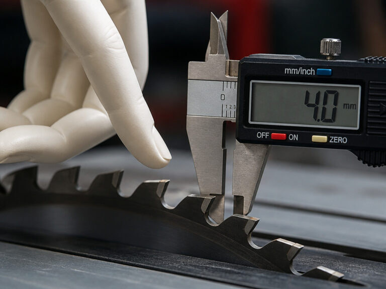 How Does Flesh Sensing Table Saw Technology Work?